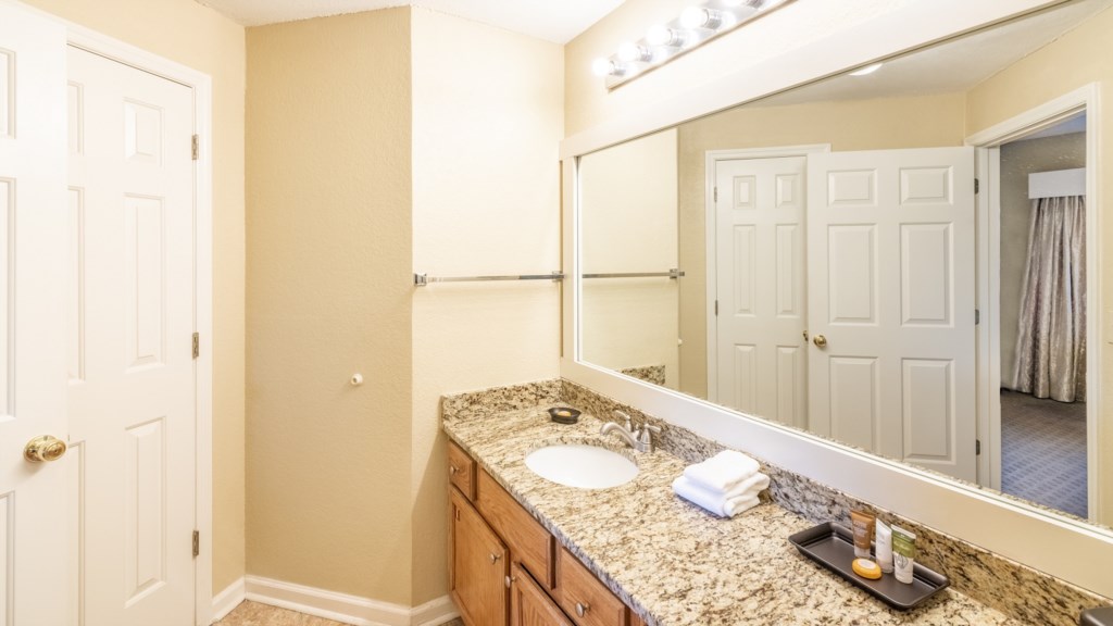 9BGLaurelCrest™-Hotel_1bedroom-007