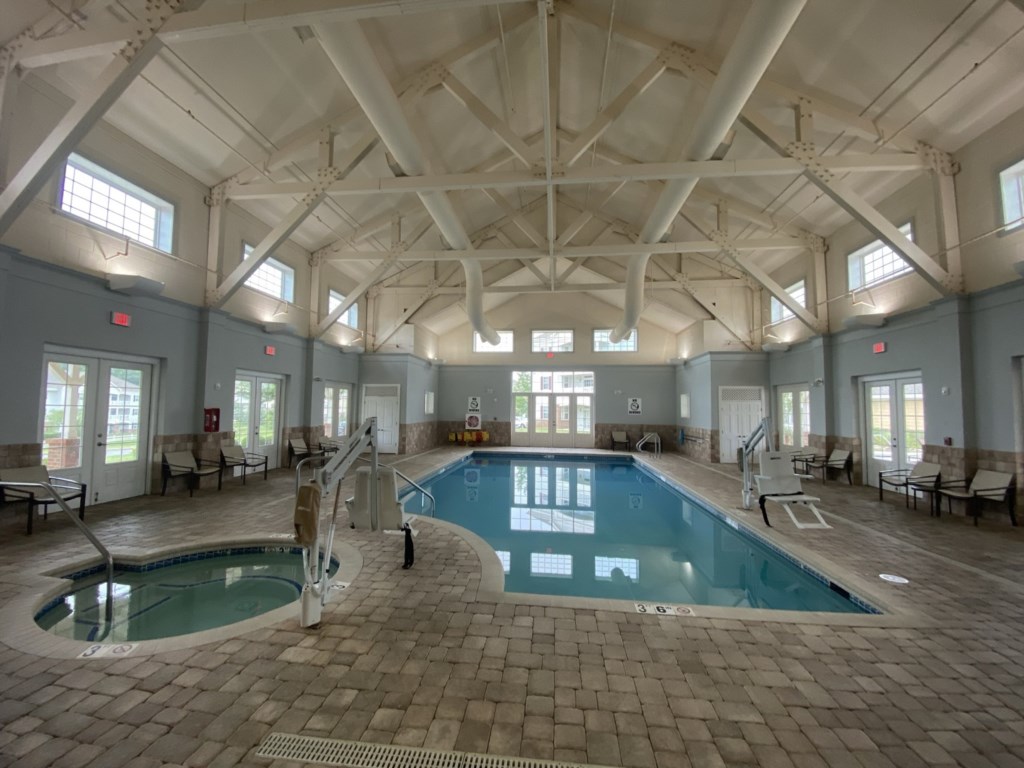 43 governors green - pool 14.JPEG