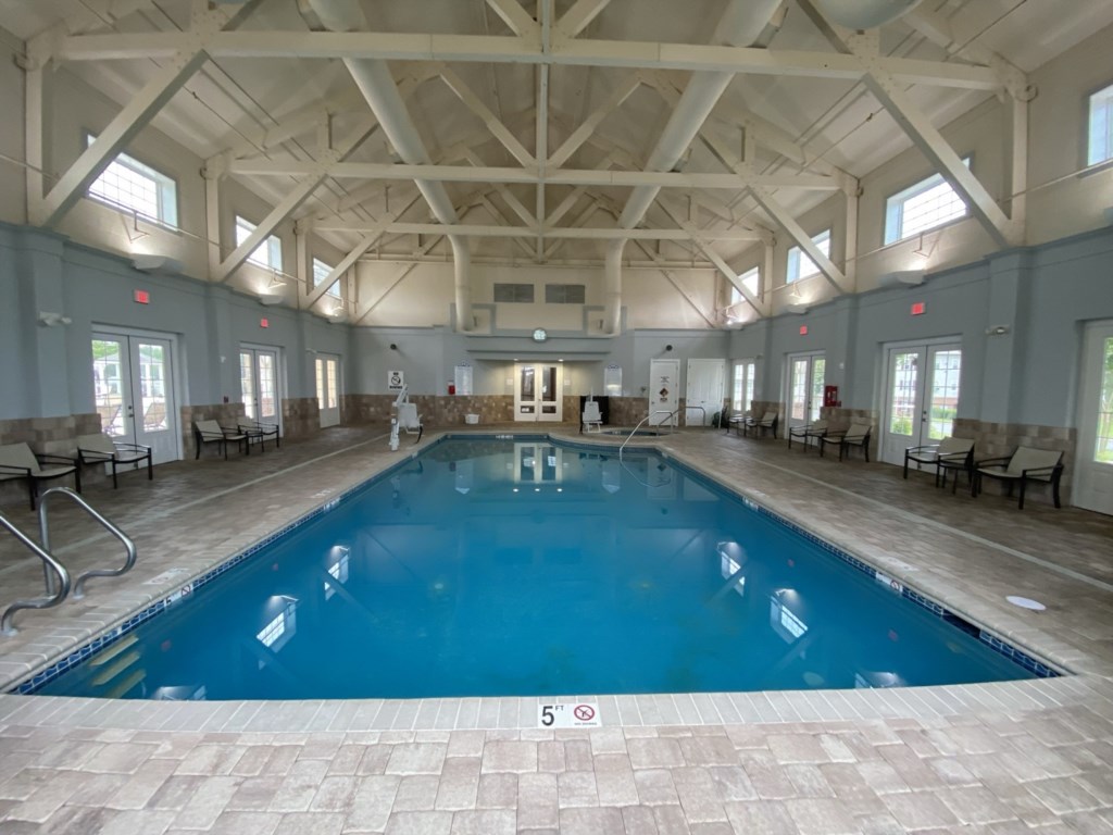 44 governors green - pool 15.JPEG