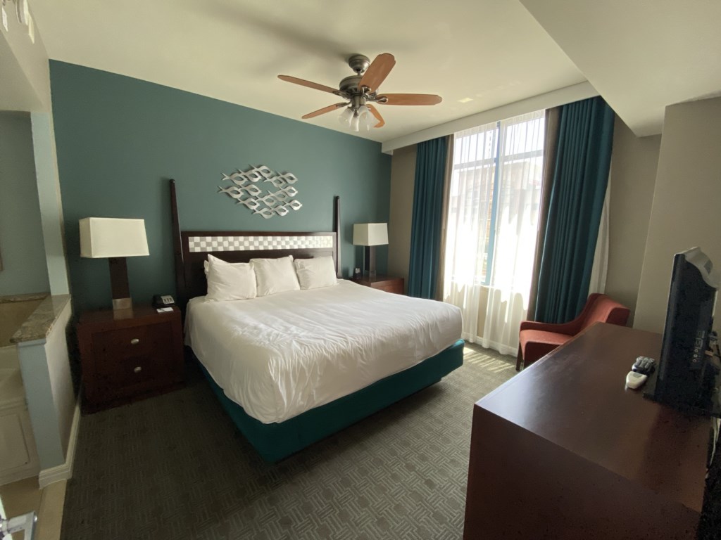11nationalharbor2bedroom-masterbedroom(5)