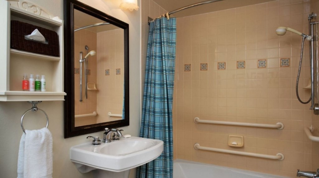 Disney's Saratoga Springs Resort & Spa_11.jpg