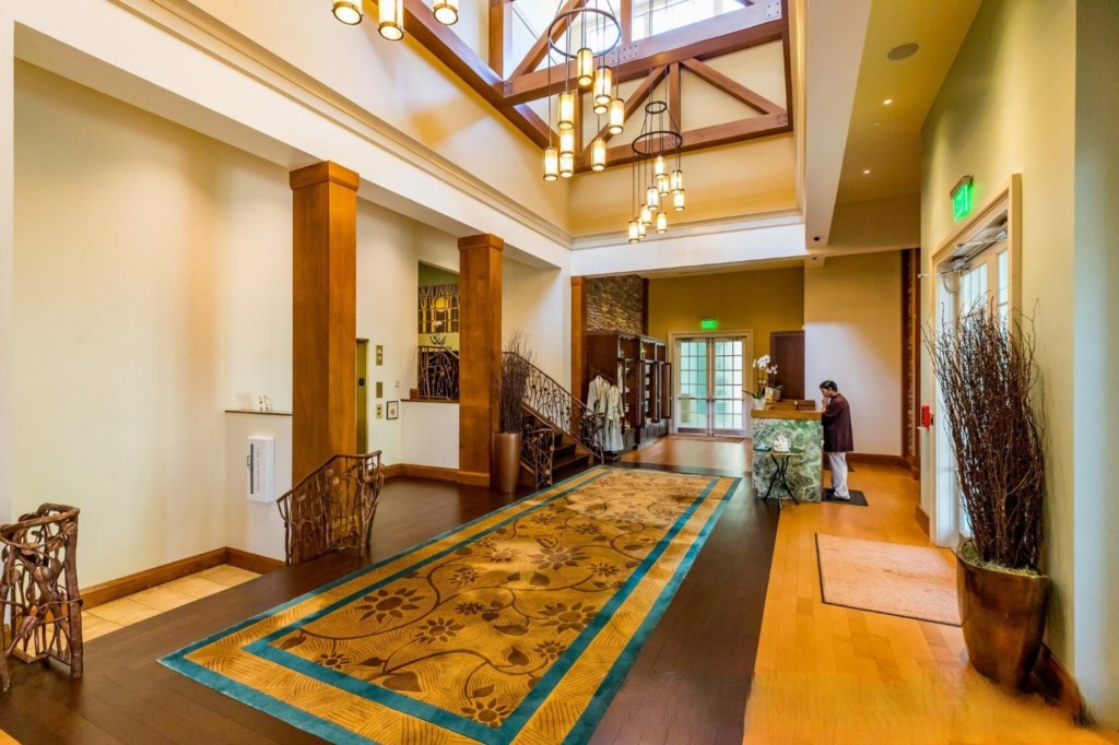 Disney's Saratoga Springs Resort & Spa_29.jpg