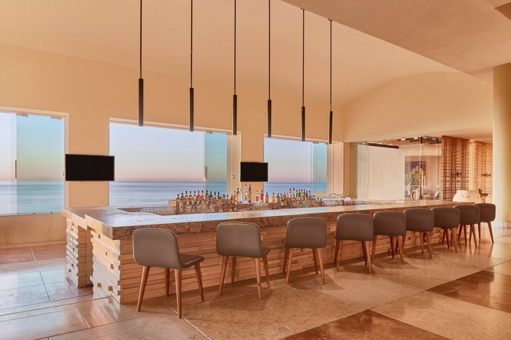 16_lobby-bar2.jpg