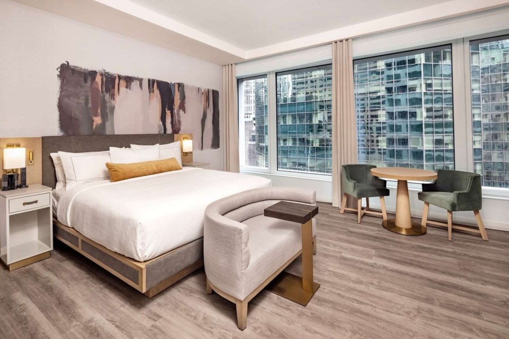 Hilton Club The Central at 5th New York_6.jpg