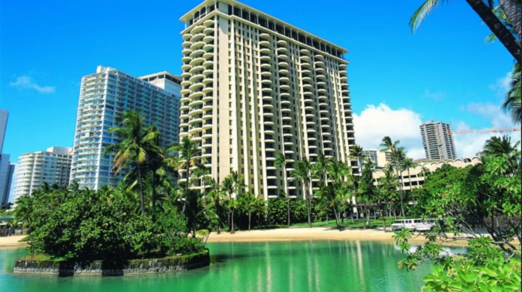 Lagoon Tower by Hilton Grand Vacations_37.jpg