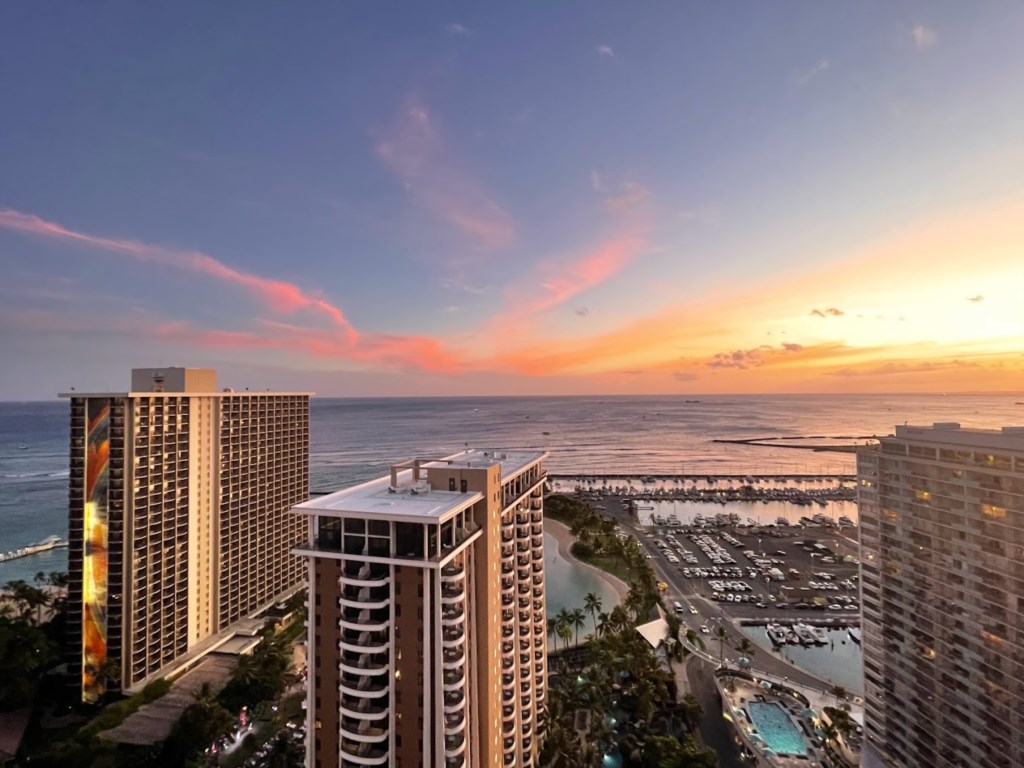 Lagoon Tower by Hilton Grand Vacations_42.jpg