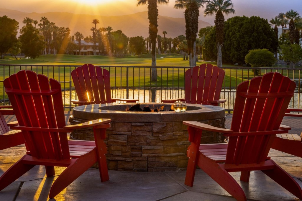 Marriott's Desert Springs Villas_40_fire-pit.jpg