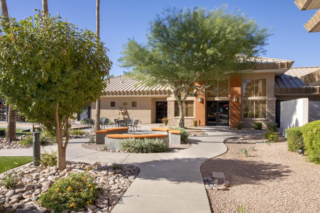 Scottsdale_WBW_EX_013_S
