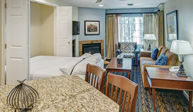 pinetop-studio-suite-1-664x386_enhanced