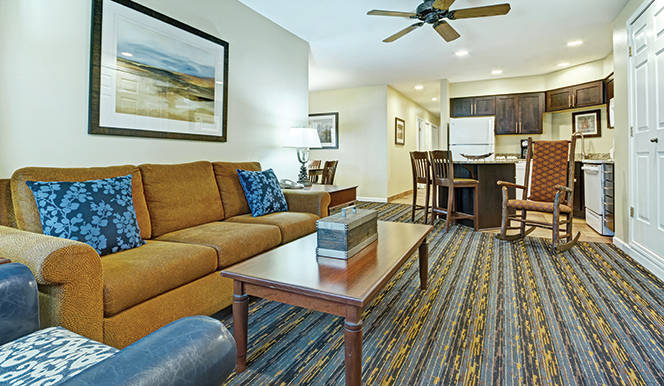 pinetop-two-bedroom-living-room-1-664x386_enhanced