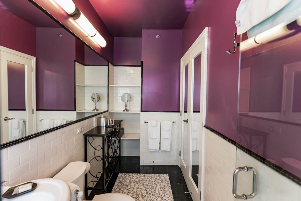 Wyndham (WorldMark) Inn at the Park_11_king-studio.jpg