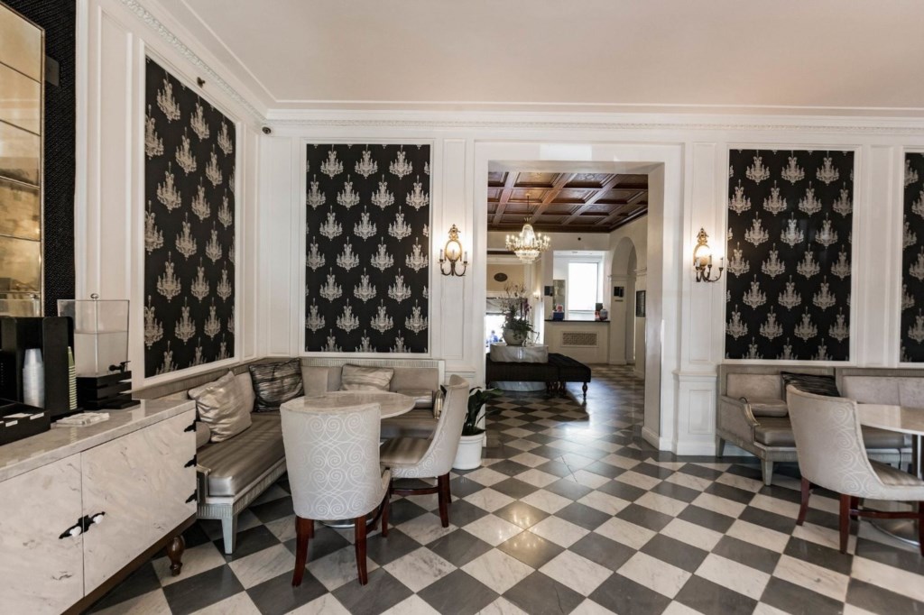 Wyndham (WorldMark) Inn at the Park_31.jpg