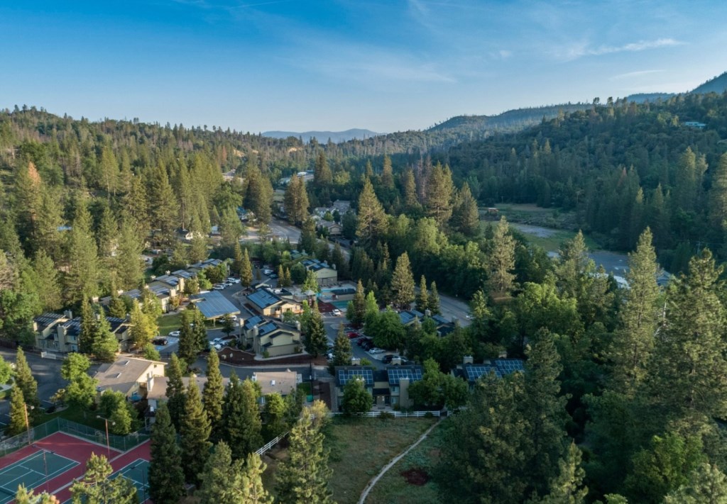 Worldmark Bass Lake_4.jpg