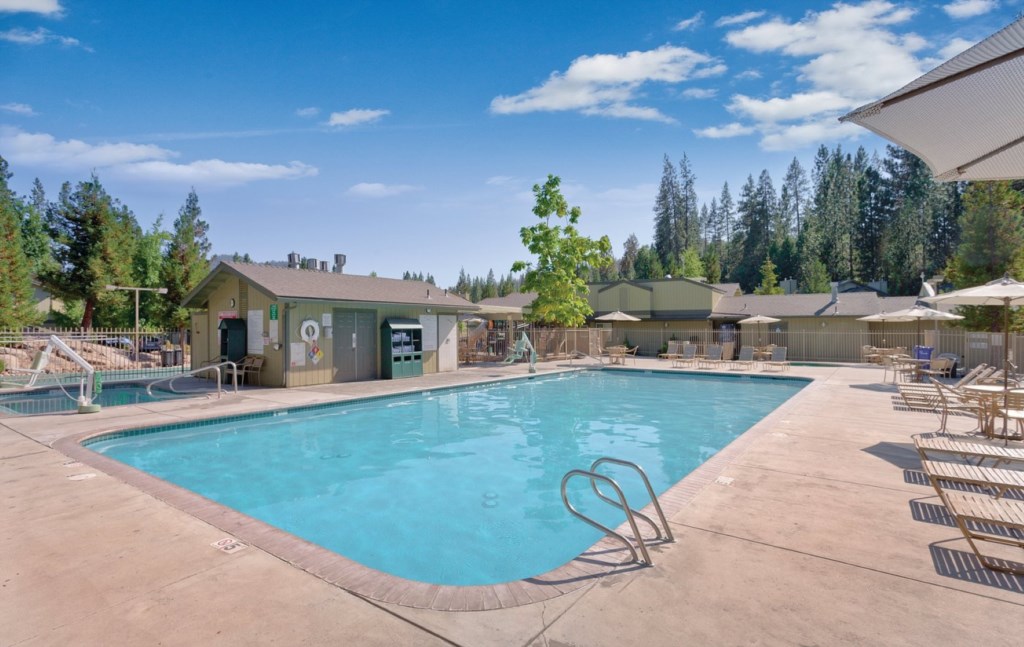 Worldmark Bass Lake_1.jpg