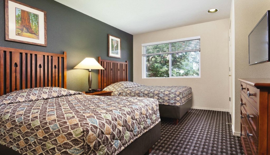 Worldmark Bass Lake_11.jpg