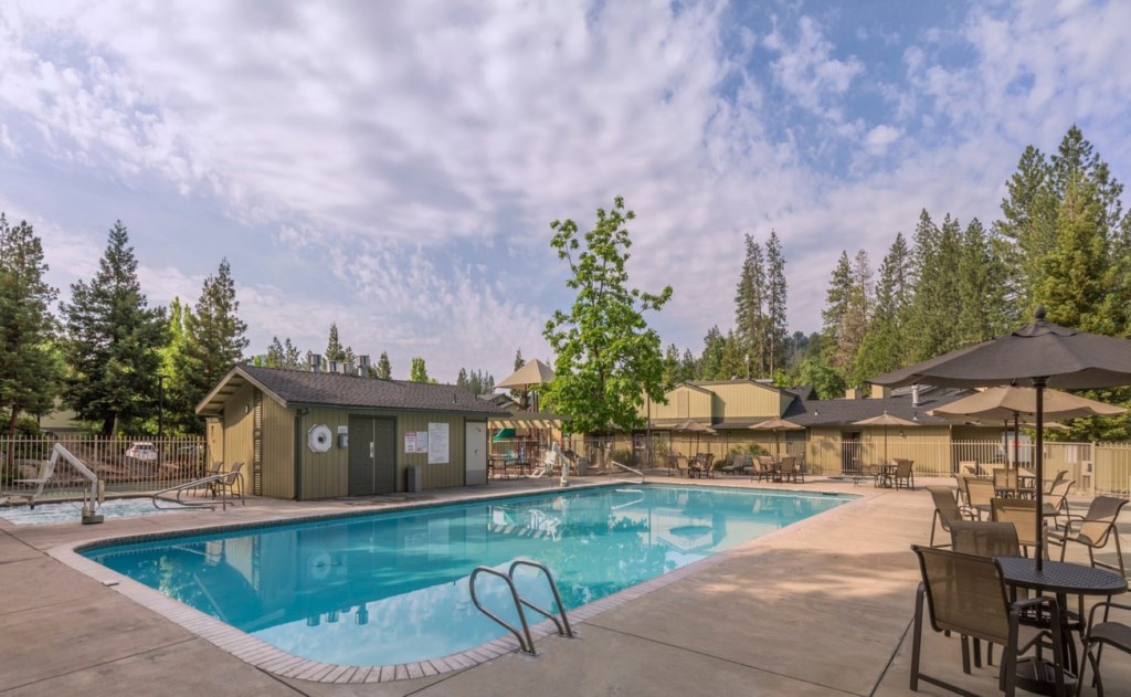 Worldmark Bass Lake_15.jpg