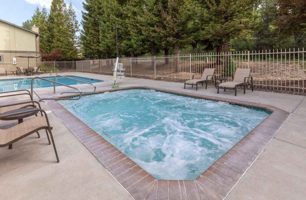 Worldmark Bass Lake_2.jpg