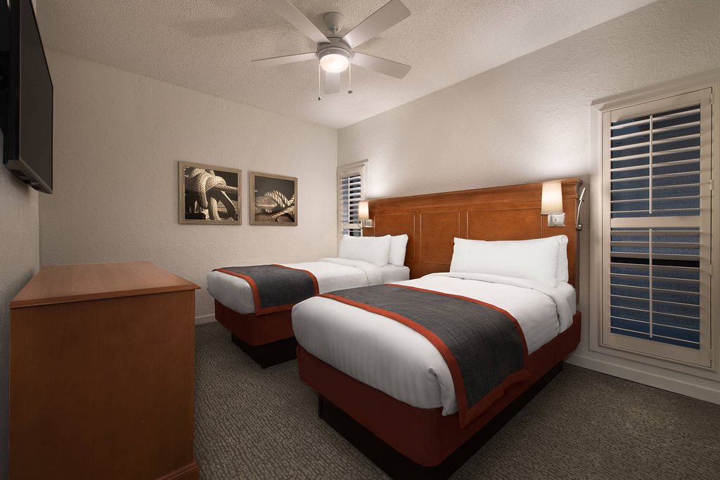 guest-room (2).jpg