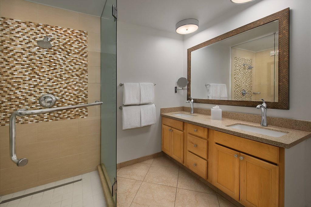 guest-room-amenity (1).jpg