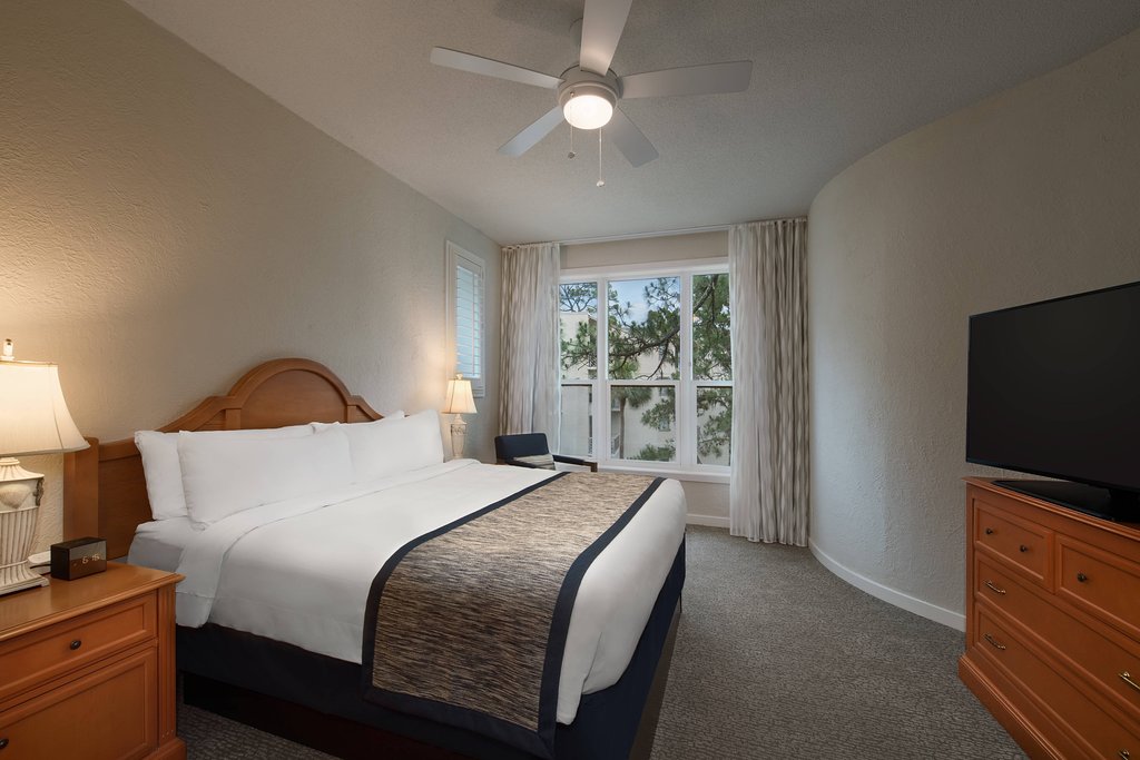 guest-room.jpg
