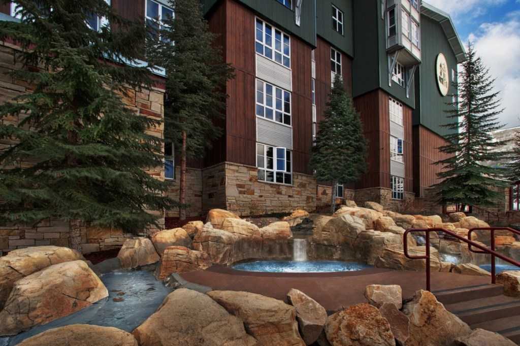 Marriott's MountainSide_10.jpg
