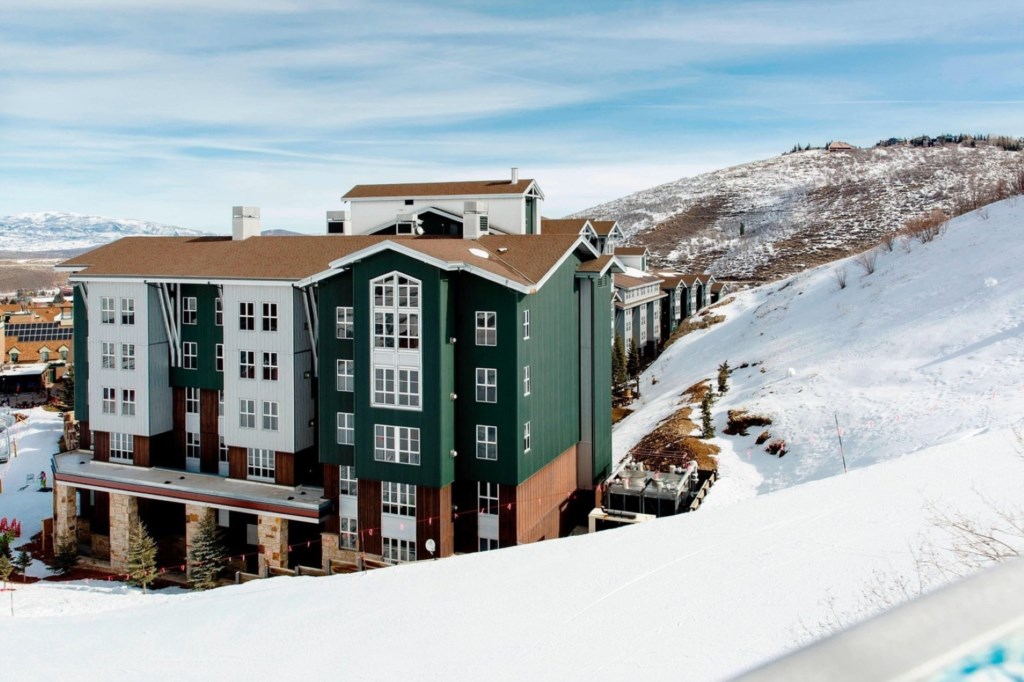 Marriott's MountainSide_40.jpg
