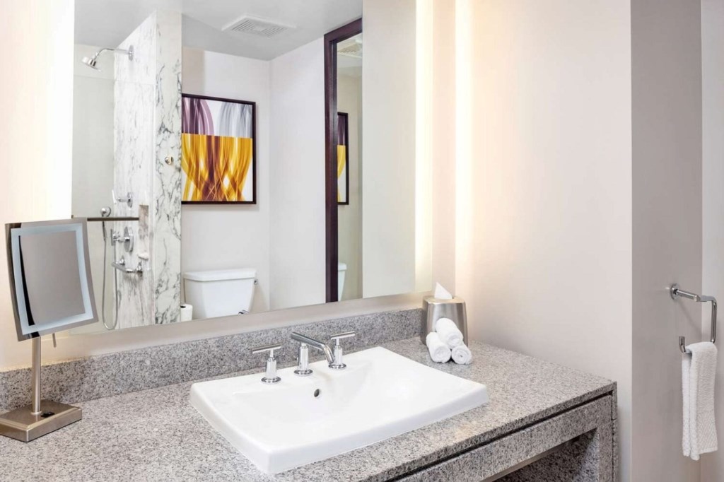 West 57th Street by Hilton Club_7.jpg