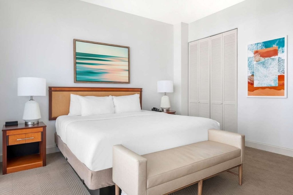 Hilton Vacation Club Daytona Beach Regency_10.jpg
