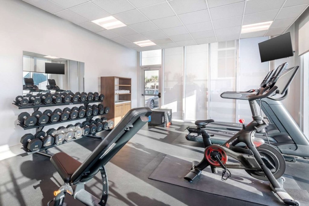 Hilton Vacation Club Daytona Beach Regency_23.jpg