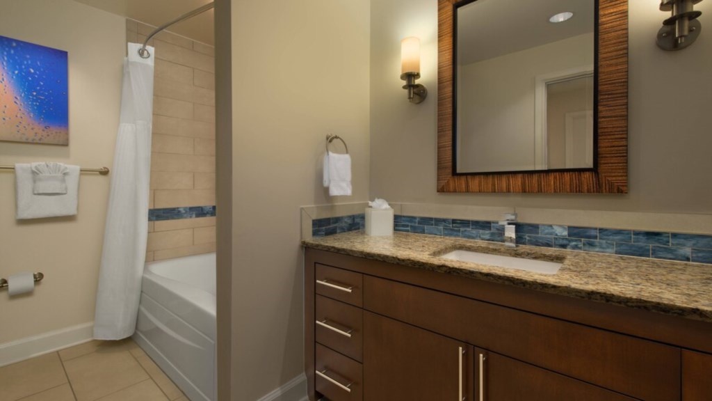 mrkml-bathroom-4249-hor-wide.jpg