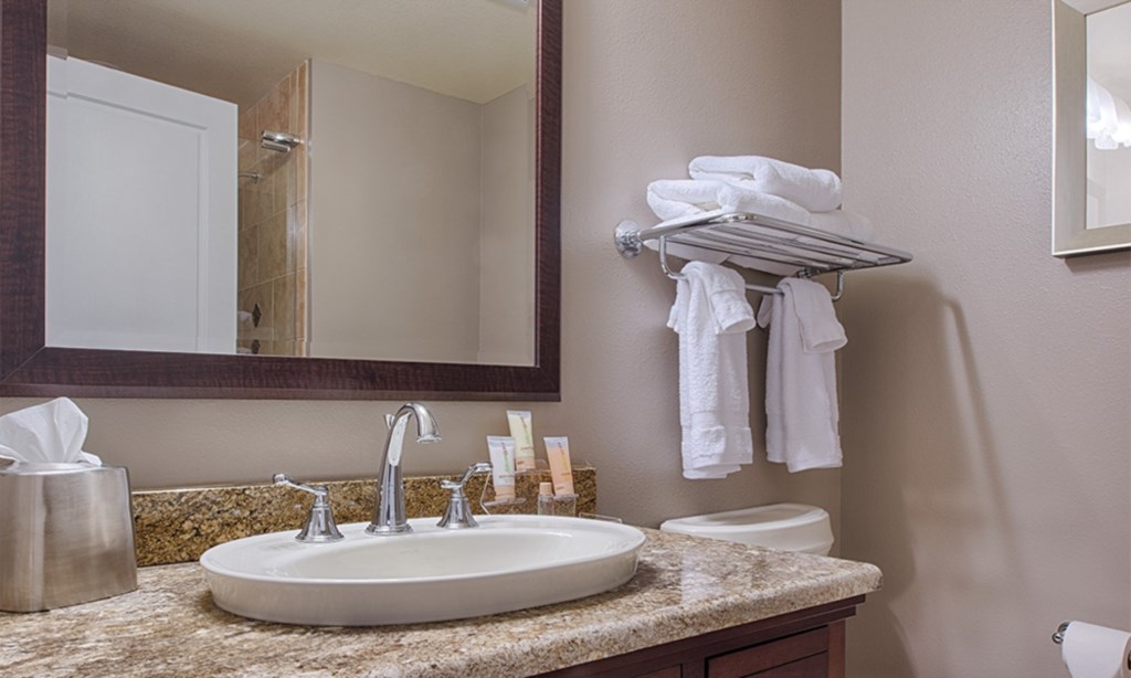 Club Wyndham National Harbor_13.jpg