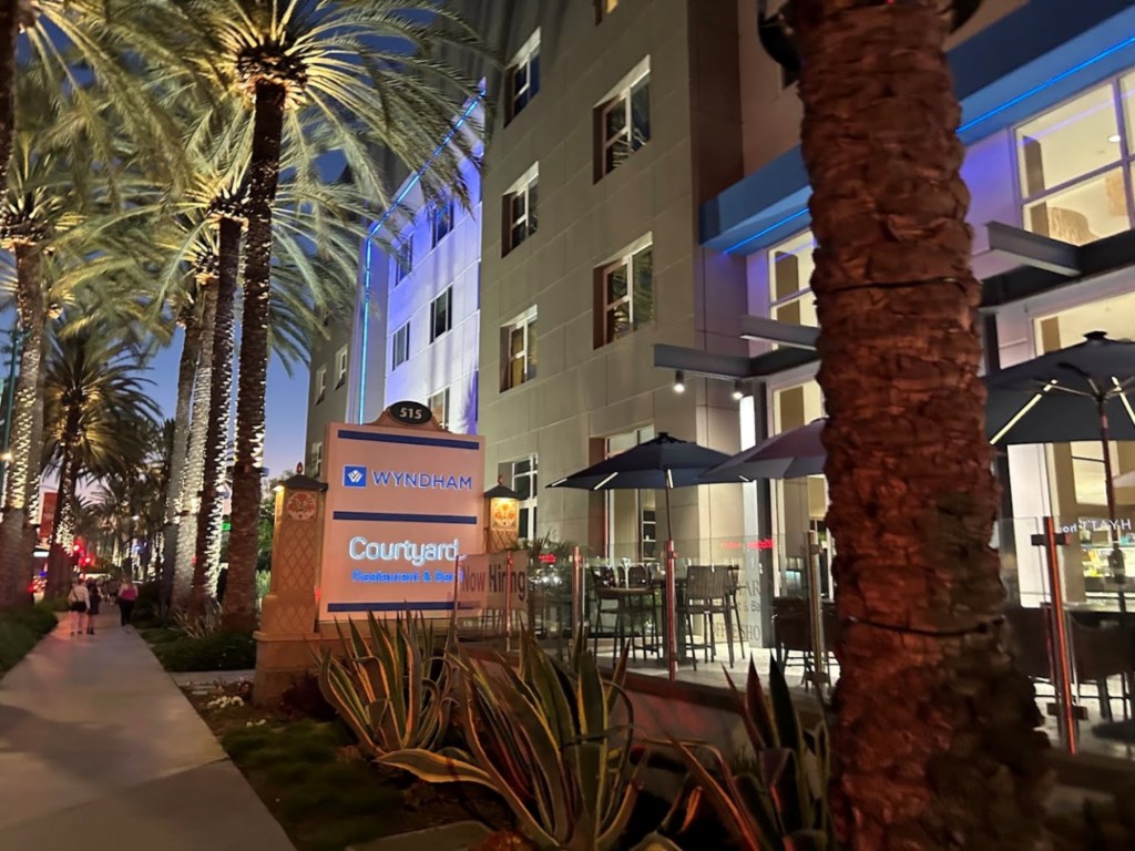 Club Wyndham Anaheim_a25.jpg