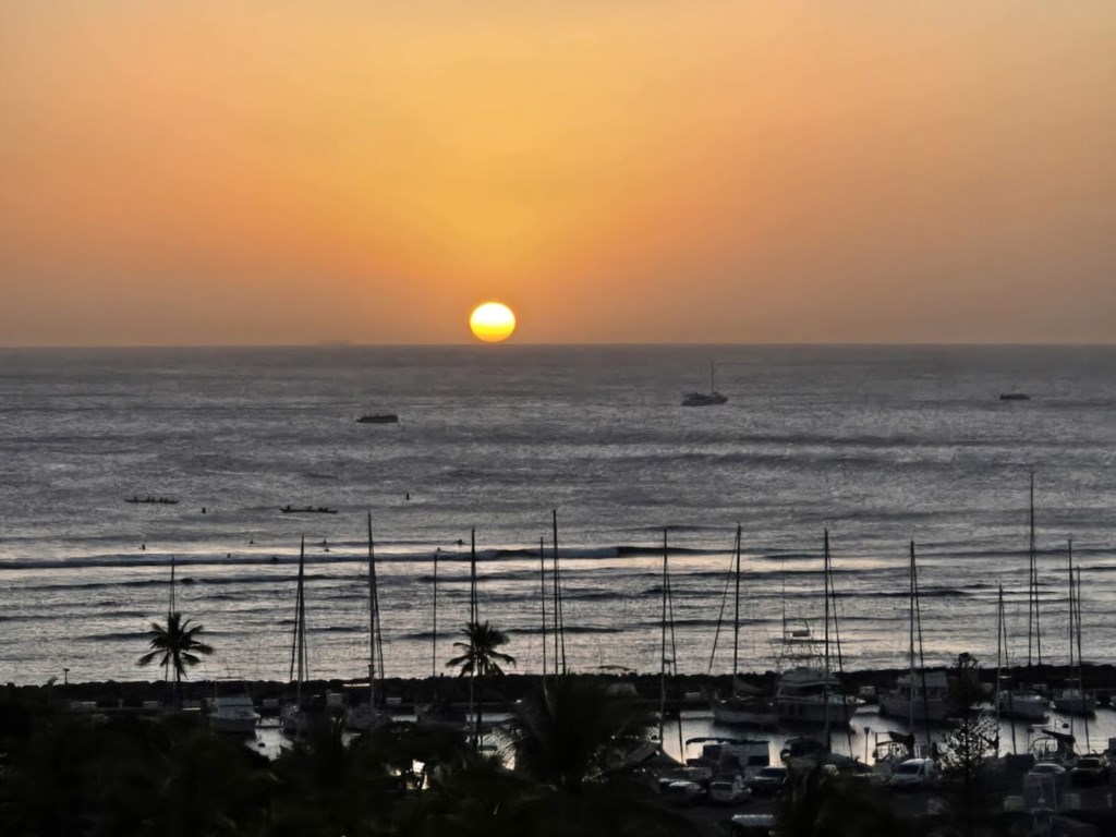 LagoonTowerbyHiltonGrandVacations_37