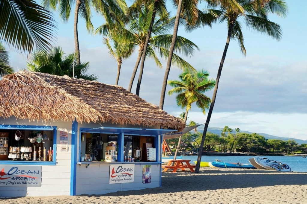 MarriottsWaikoloaOceanClub_19_ocean-sports-beach-activities