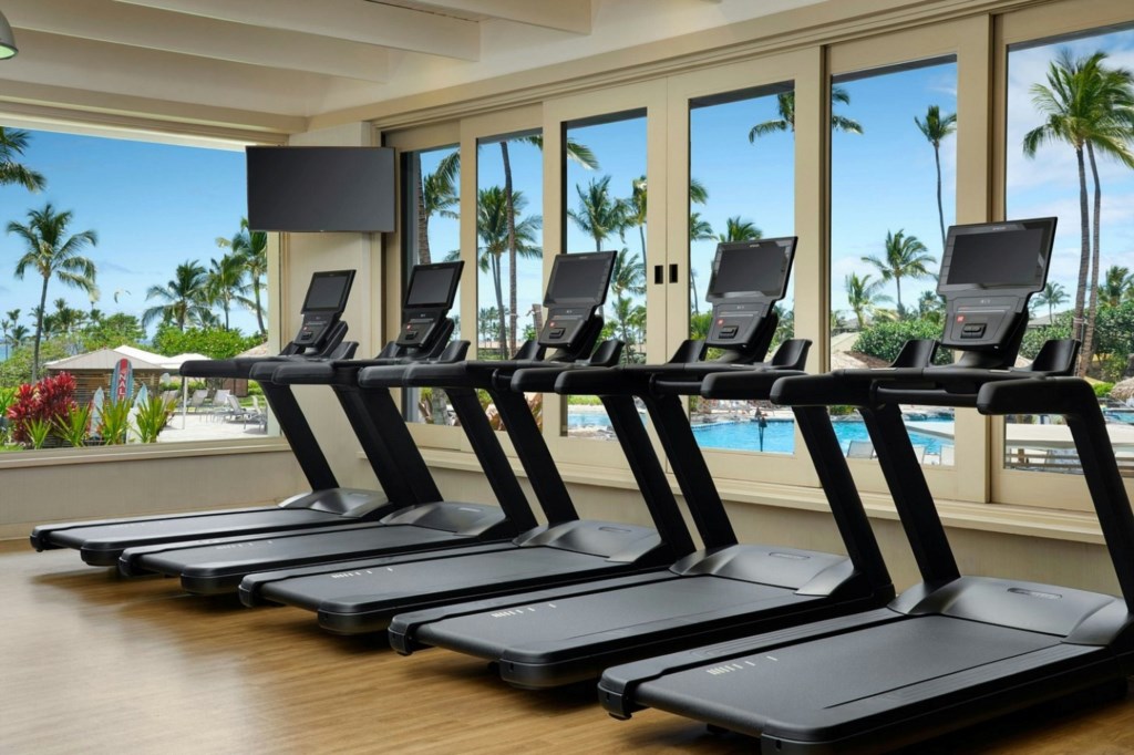 MarriottsWaikoloaOceanClub_21_fitness-center2