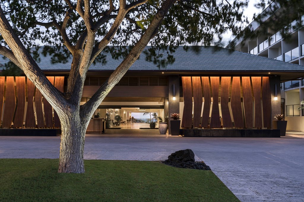 exterior3.jpg
