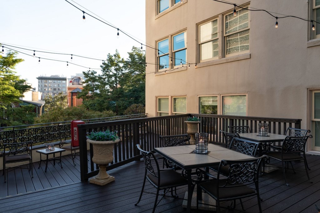 Wyndham Riverside Suites_16.jpg