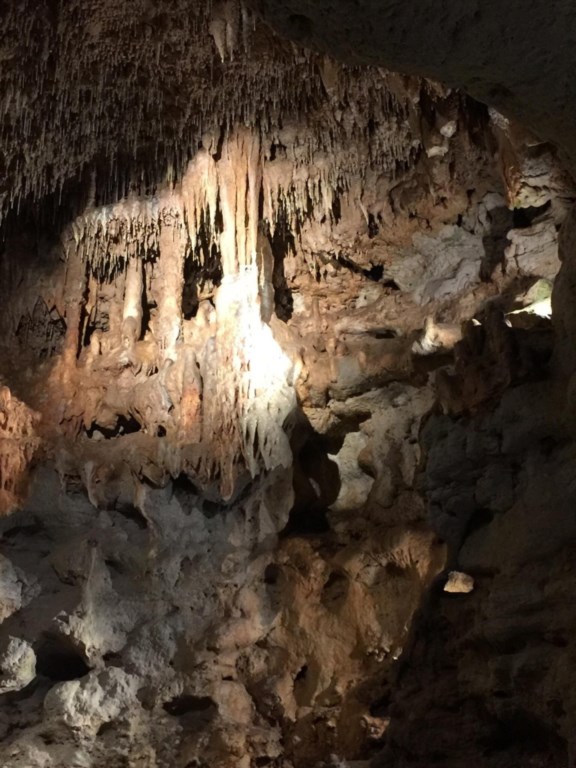WyndhamLakeoftheOzarks_44_Cave
