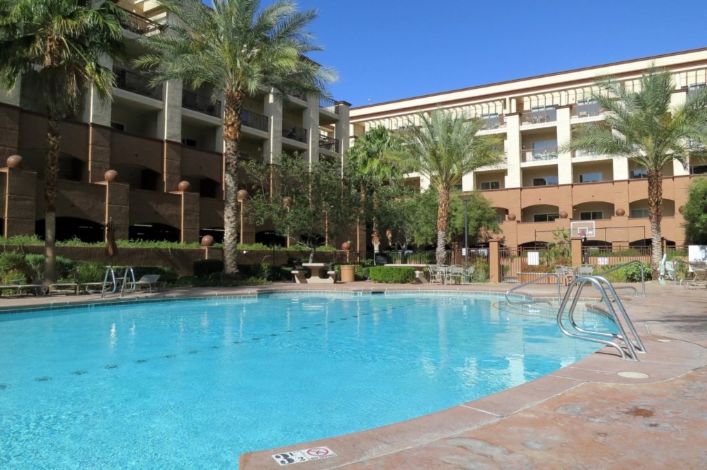 WorldMarkBoulevard_16