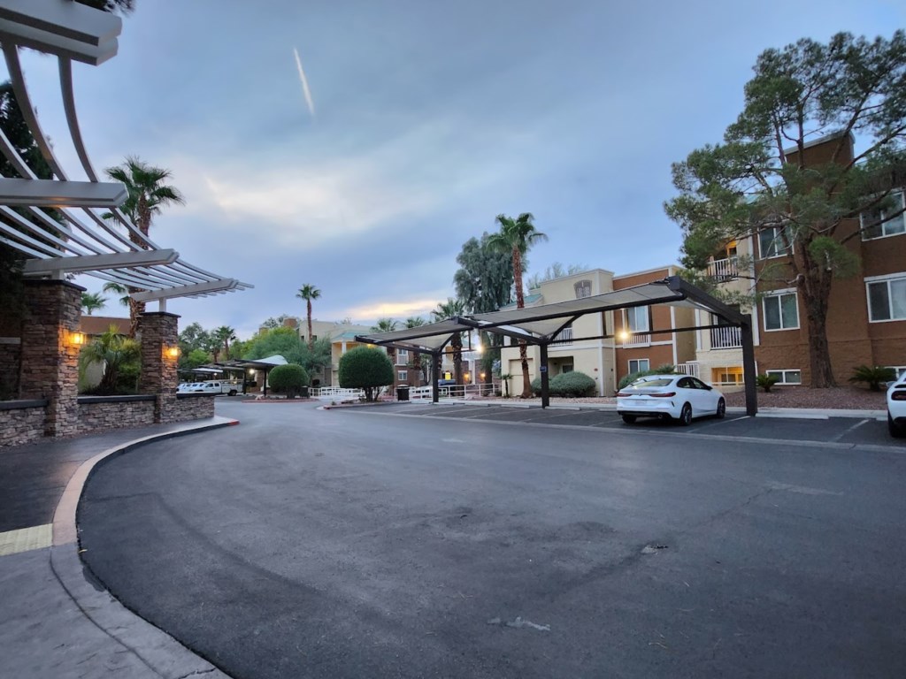 WorldMarkTropicanaAvenue_23