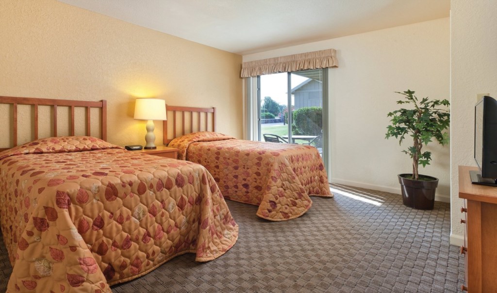 WyndhamGrandLake_10