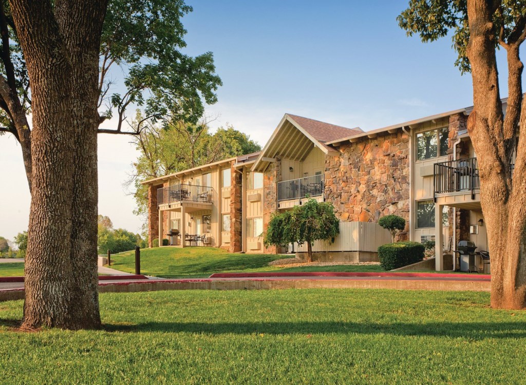 WyndhamGrandLake_24