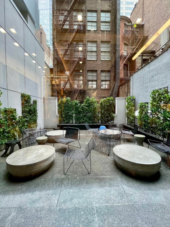 Hilton Club The Central at 5th New York_16.jpg