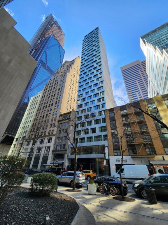 Hilton Club The Central at 5th New York_5.jpg