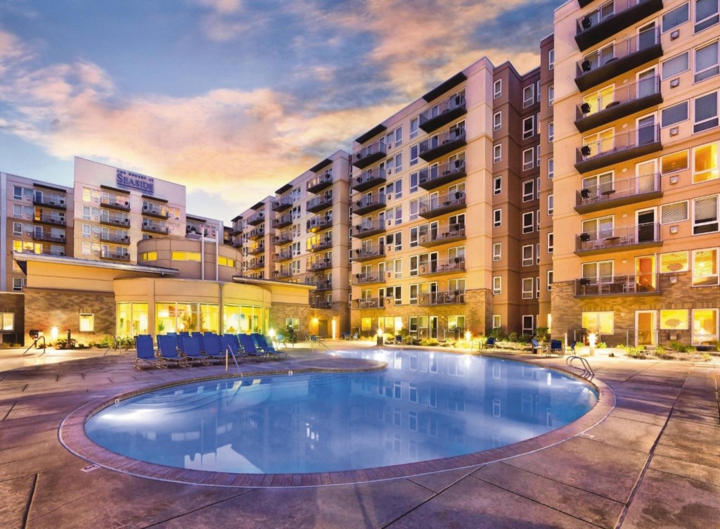 WorldMarkSeaside_1