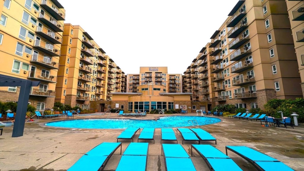 WorldMarkSeaside_2