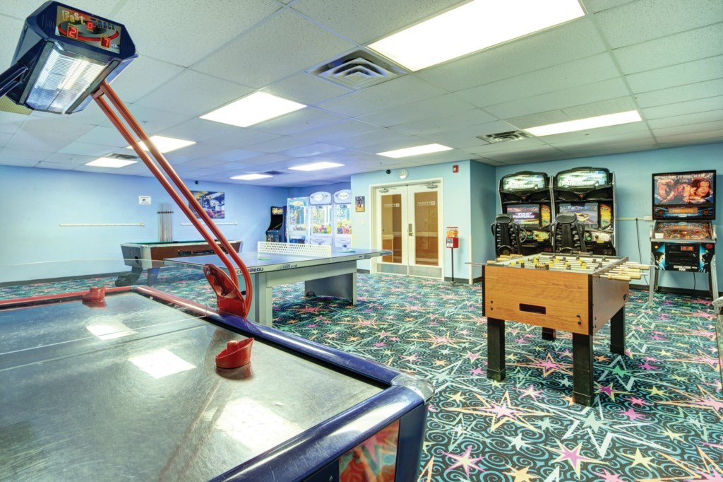 ma_bentleybrook_arcade_005a_S.jpg