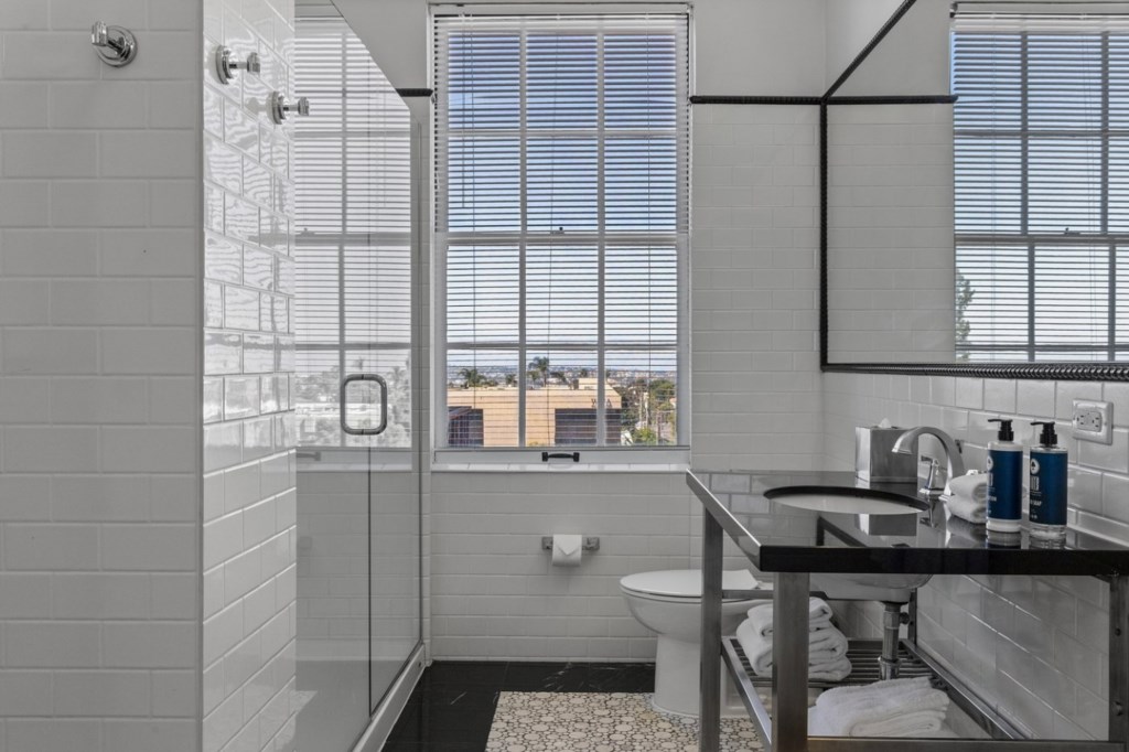 Wyndham(WorldMark)InnatthePark_12_studio-suite-two-queens