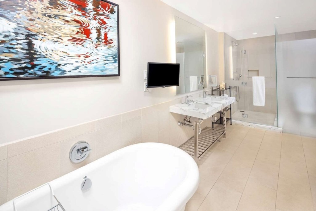 West 57th Street by Hilton Club_8.jpg
