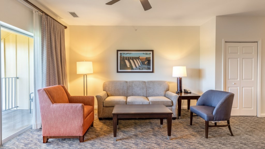 ClubWyndhamMountainVista_1LivingArea-002